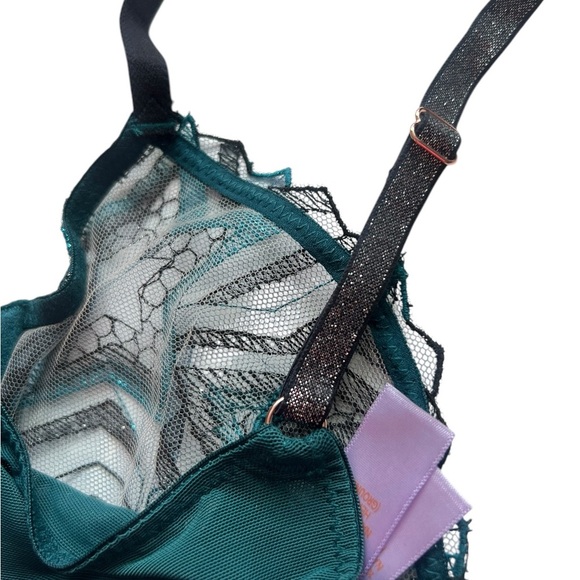 Savage X Fenty Shining Star Embroidered Unlined Demi Bra – Size 34D – NWT - Picture 8 of 12